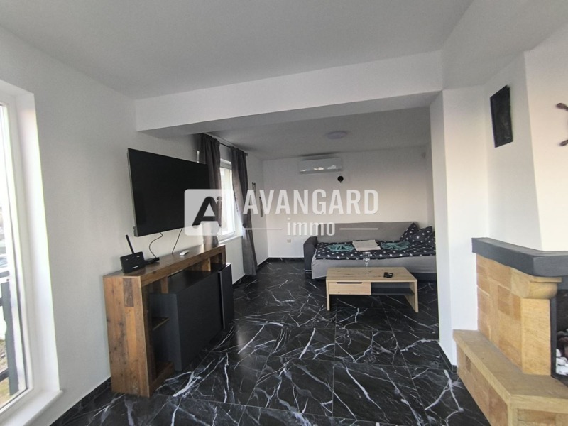 Продава КЪЩА, с. Рогачево, област Добрич, снимка 2 - Къщи - 53119910