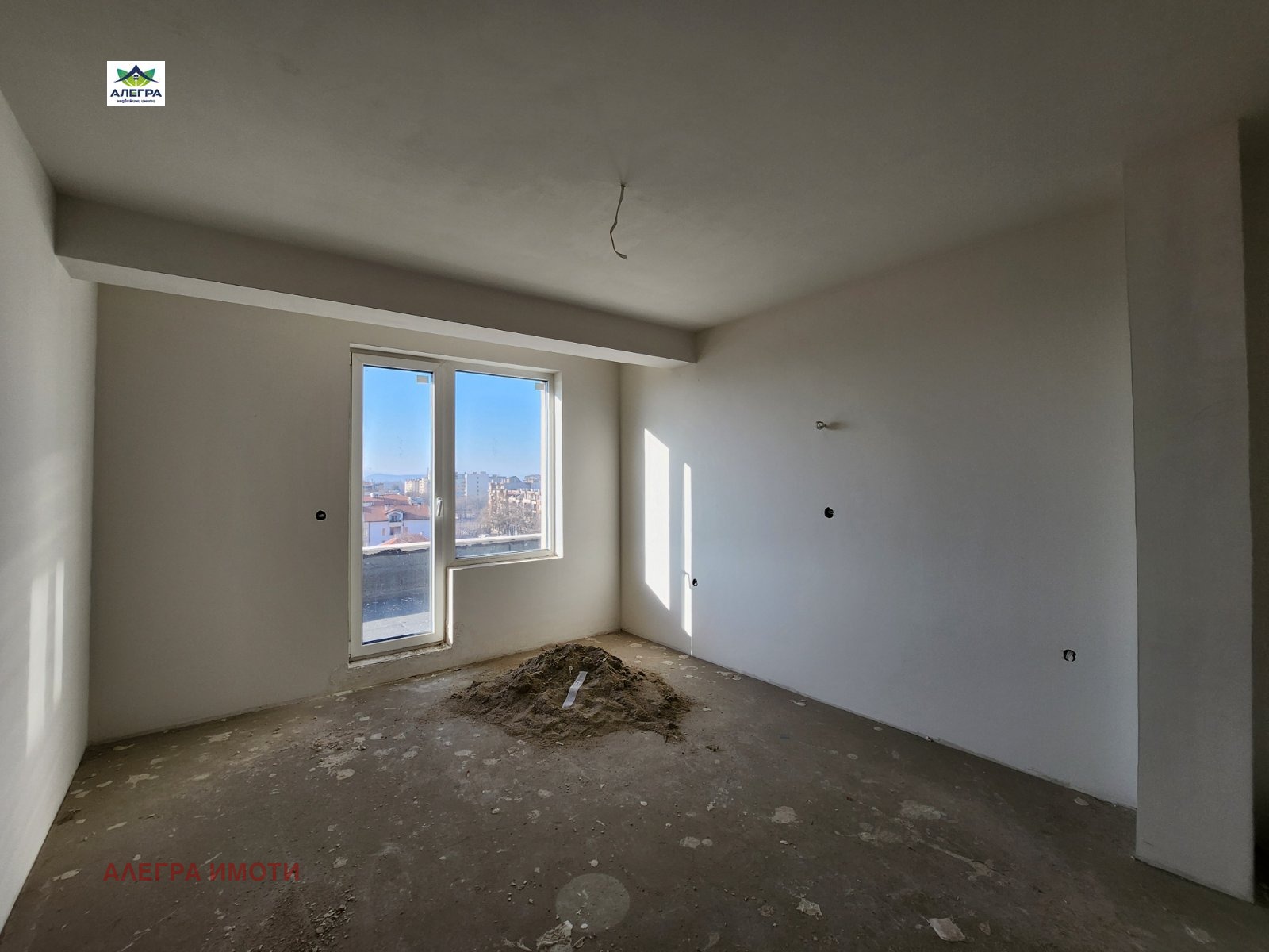 Продава МНОГОСТАЕН, гр. Пазарджик, Руски, снимка 2 - Апартаменти - 51733138