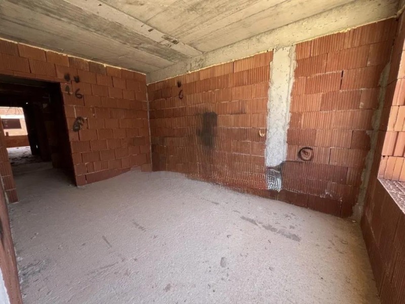 Продава 2-СТАЕН, гр. Пловдив, Остромила, снимка 2 - Апартаменти - 53023544