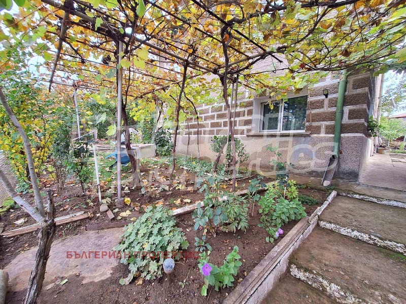 Продава КЪЩА, с. Тополница, област Кюстендил, снимка 5 - Къщи - 52173689