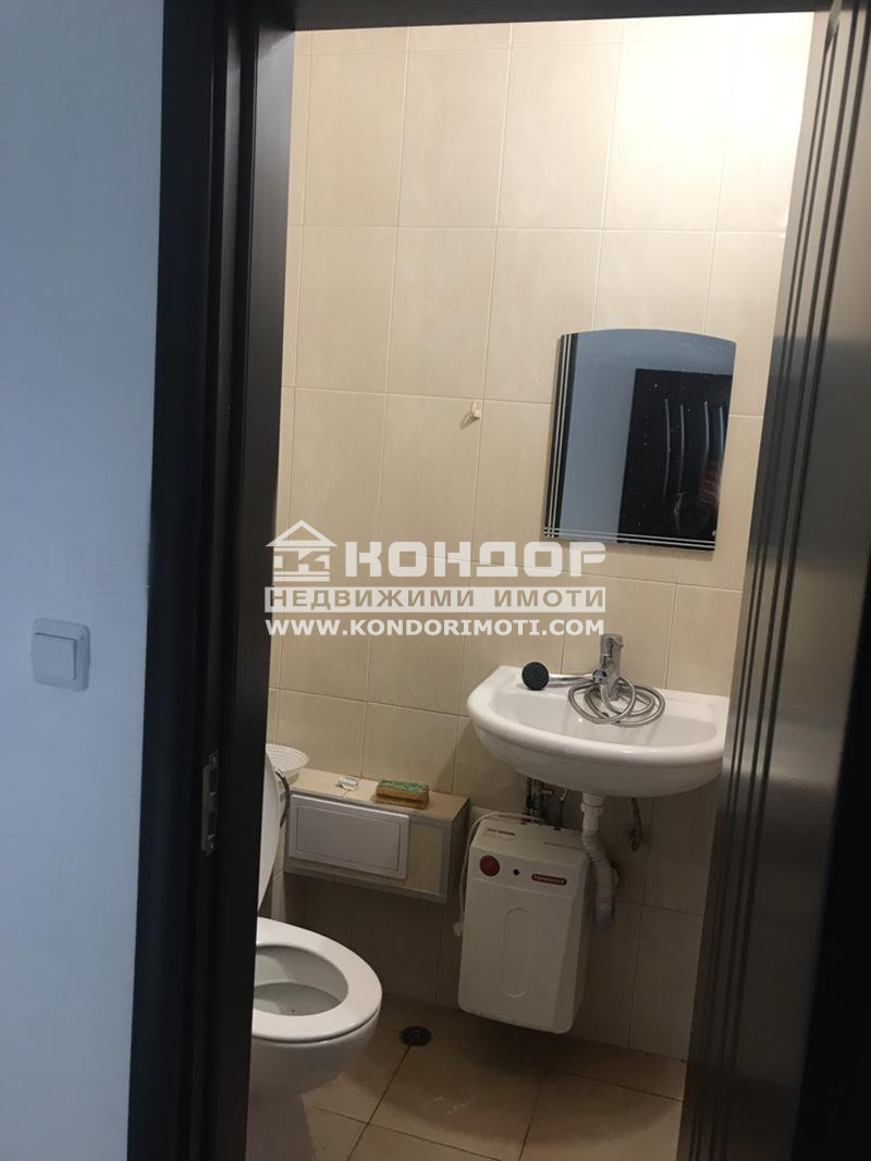 Продава МАГАЗИН, гр. Пловдив, Кючук Париж, снимка 2 - Магазини - 54216701