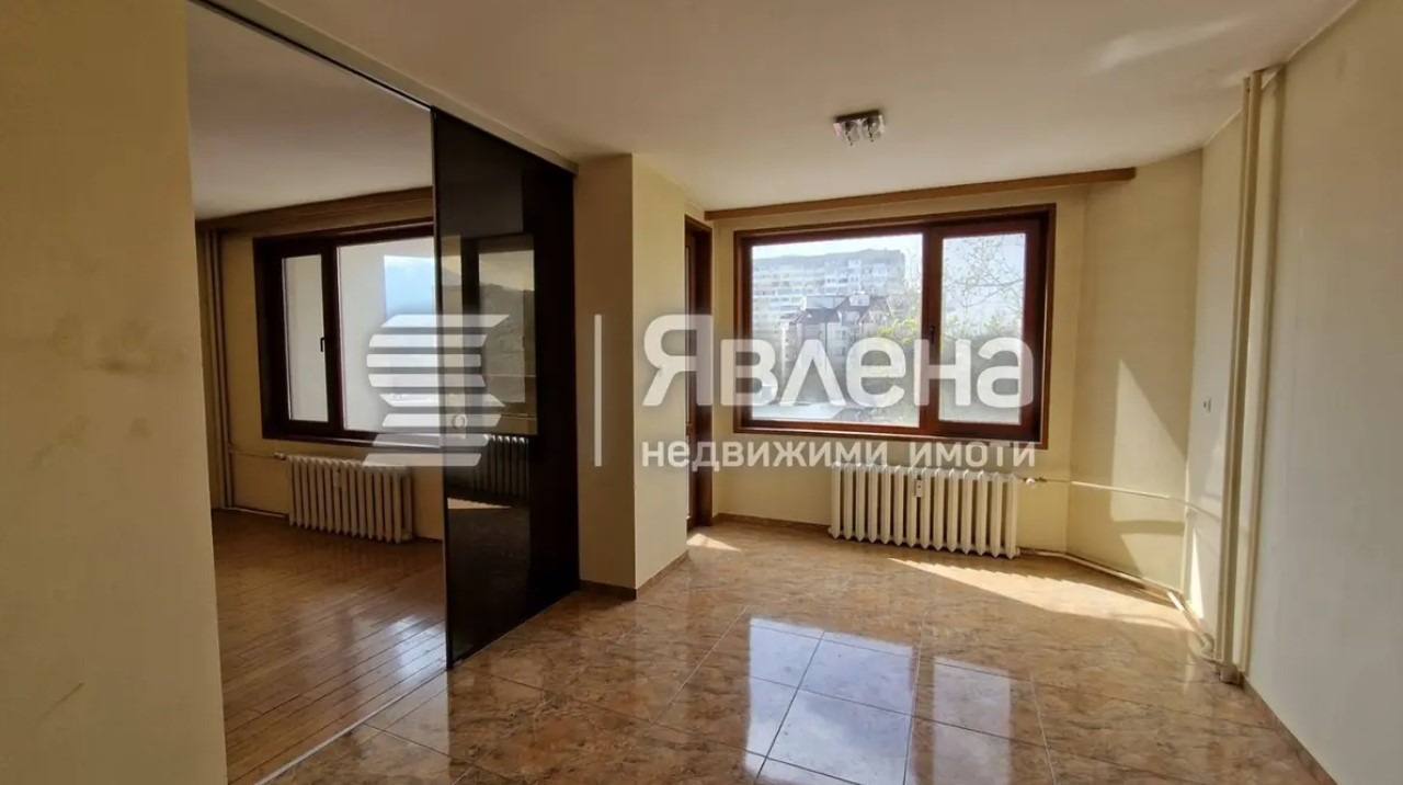 Продава 4-СТАЕН, гр. София, Младост 2