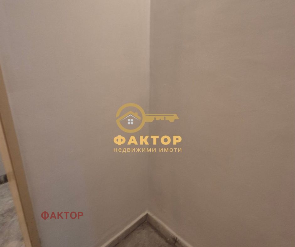 Продава ОФИС, гр. Пловдив, Кършияка, снимка 3 - Офиси - 53648151