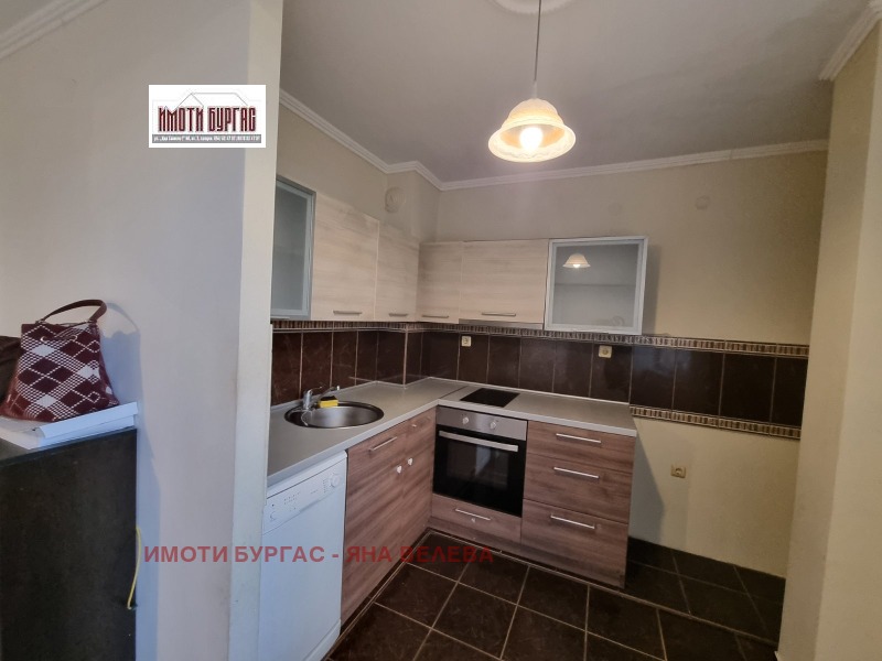 Продава 2-СТАЕН, гр. Бургас, Славейков, снимка 6 - Апартаменти - 51439497