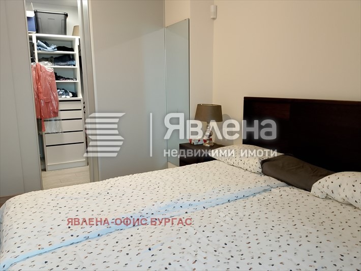 Продава 3-СТАЕН, гр. Бургас, Център, снимка 12 - Апартаменти - 53103916