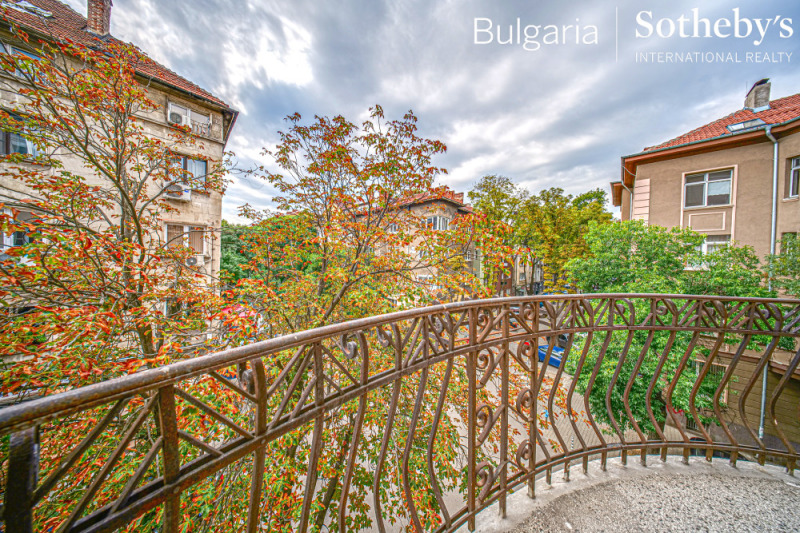 Продава 4-СТАЕН, гр. София, Център, снимка 5 - Апартаменти - 51493190