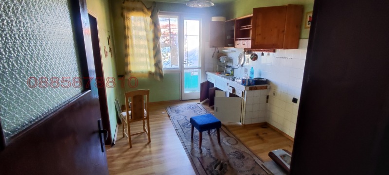 Продава МНОГОСТАЕН, гр. Севлиево, област Габрово, снимка 4 - Апартаменти - 52779190