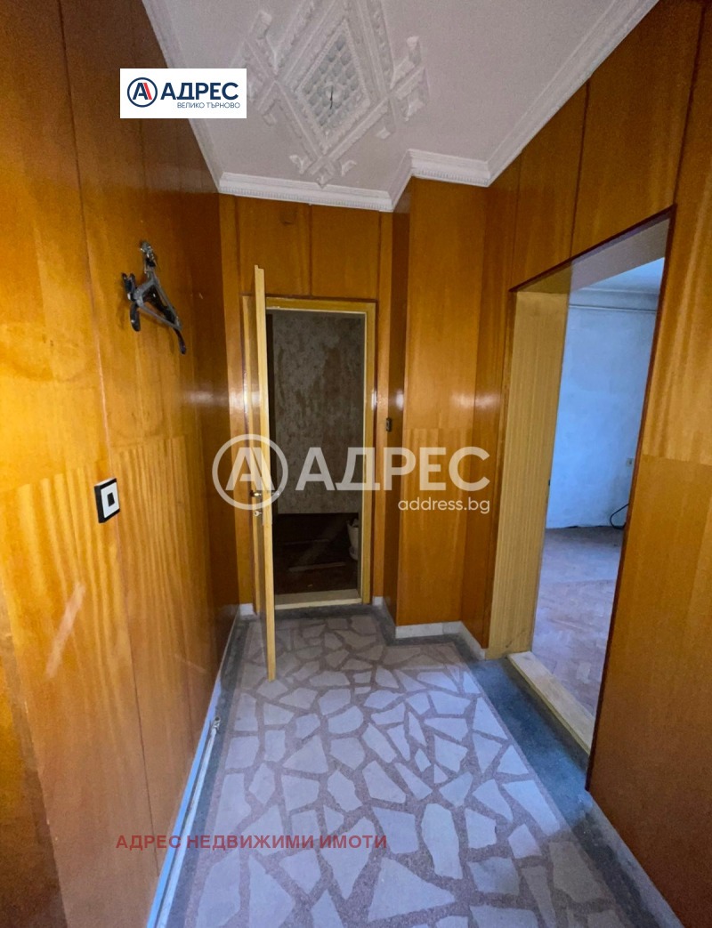 Продава МНОГОСТАЕН, гр. Велико Търново, Бузлуджа, снимка 10 - Апартаменти - 52845097