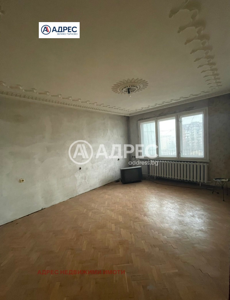 Продава МНОГОСТАЕН, гр. Велико Търново, Бузлуджа, снимка 3 - Апартаменти - 52845097