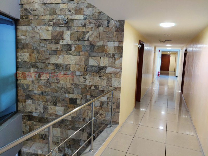 Продава ОФИС, гр. Бургас, Изгрев, снимка 5 - Офиси - 53424630