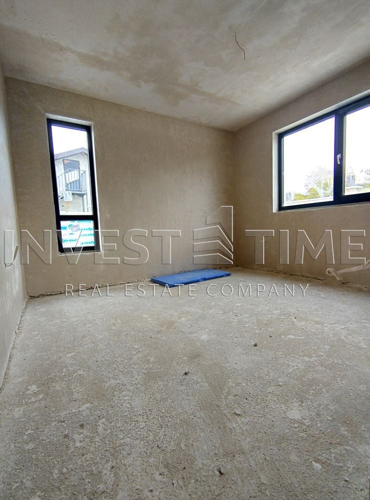Продава КЪЩА, гр. Варна, м-т Ментешето, снимка 9 - Къщи - 54424416