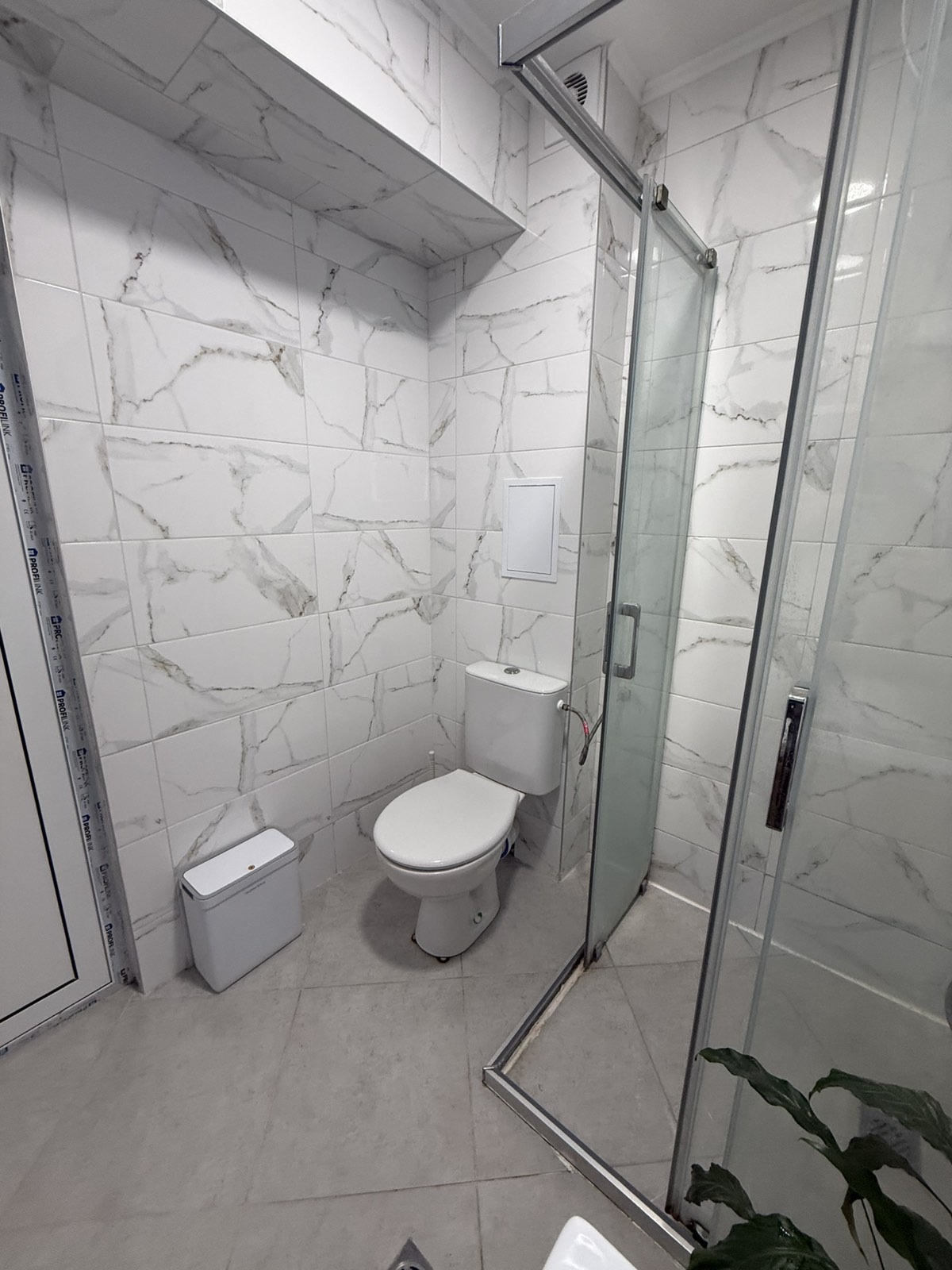 Продава МНОГОСТАЕН, гр. Варна, Аспарухово, снимка 16 - Апартаменти - 54449811
