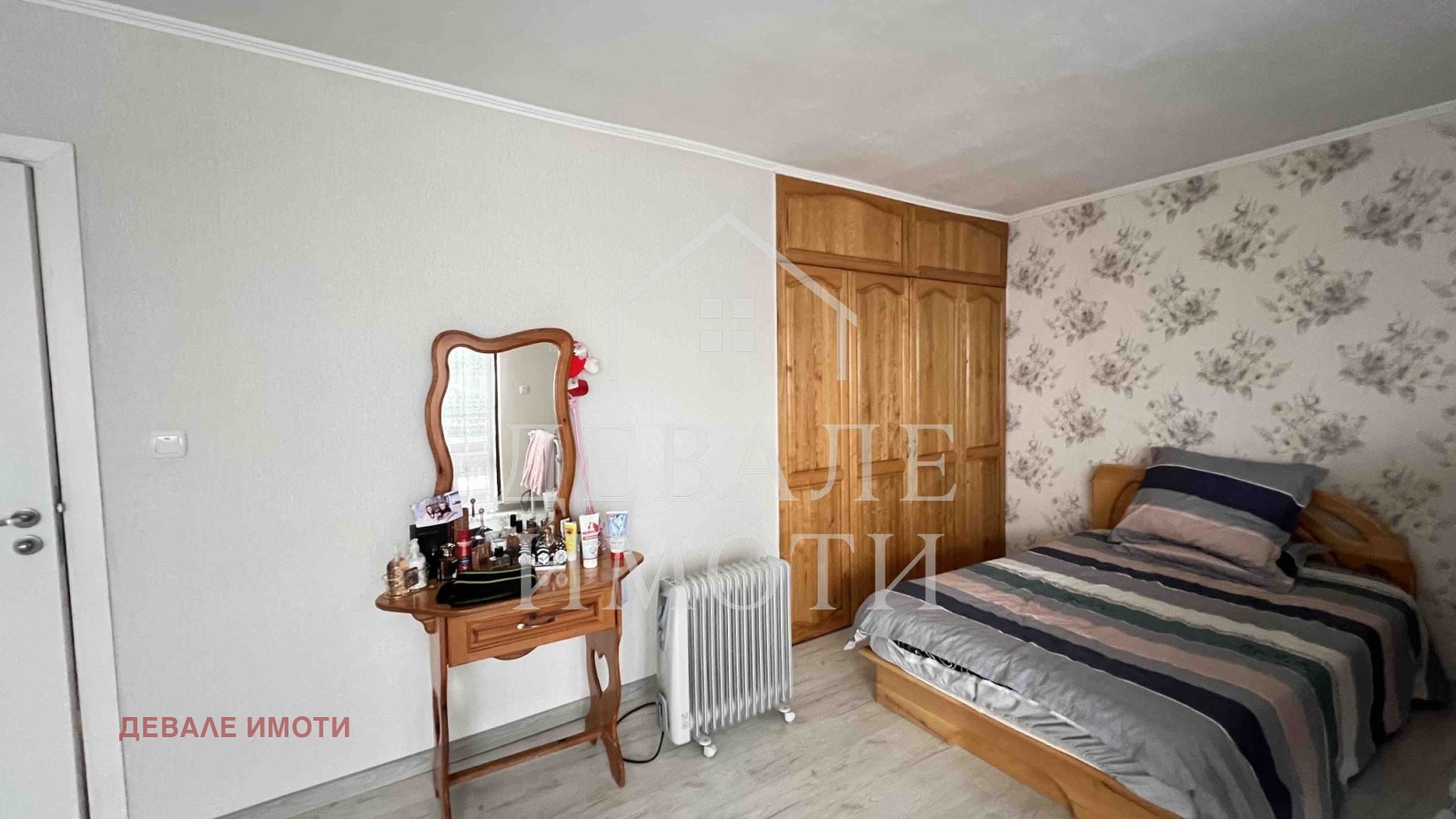 Продава КЪЩА, гр. Мартен, област Русе, снимка 8 - Къщи - 55692591