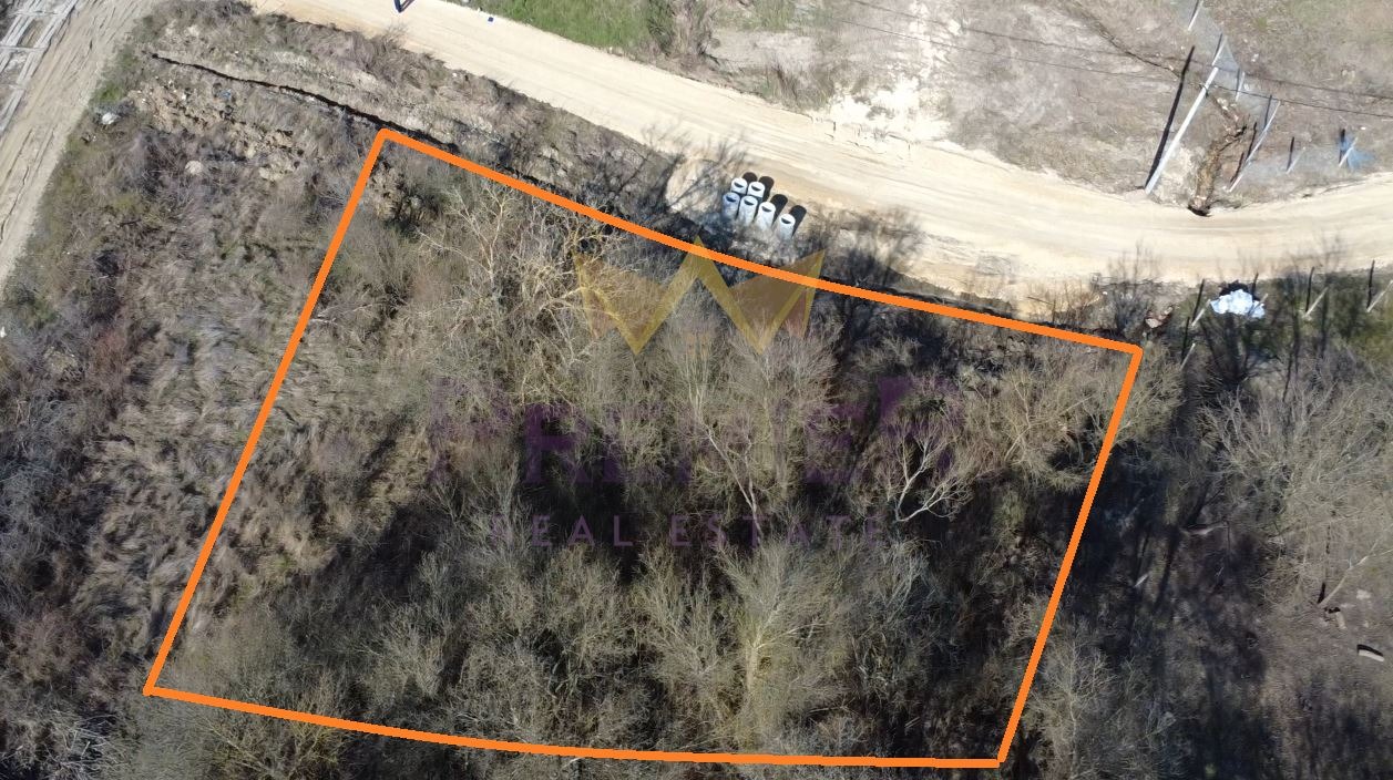 Продава ПАРЦЕЛ, с. Долище, област Варна