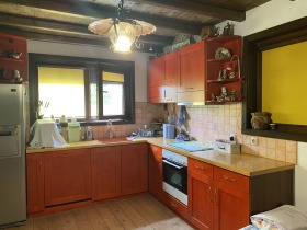 Casa Karnare, região Plovdiv