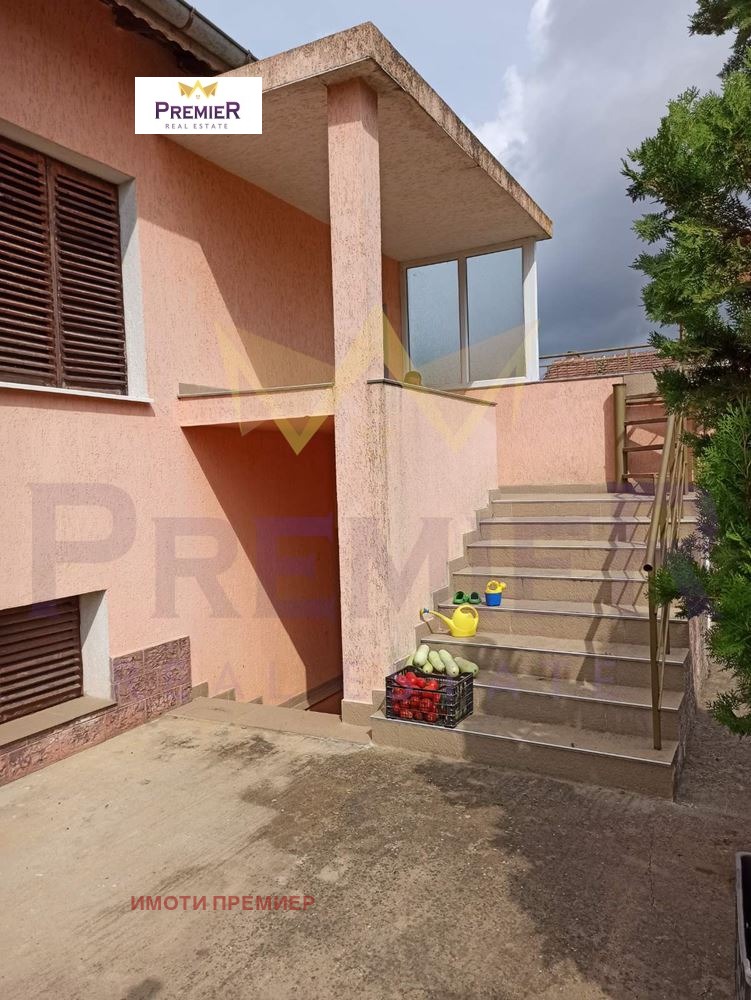 Продава КЪЩА, с. Тутраканци, област Варна, снимка 2 - Къщи - 53872950