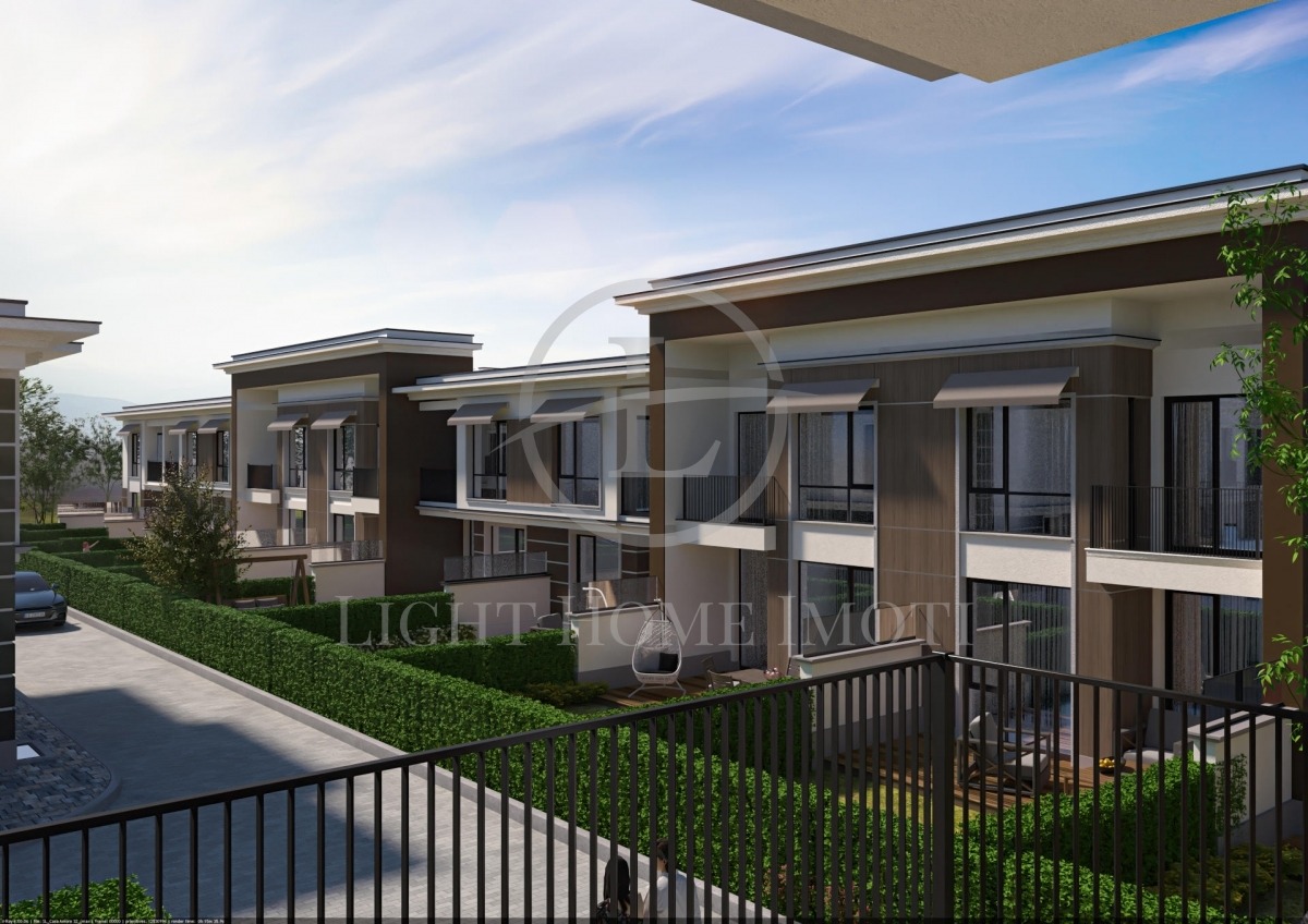 Продава КЪЩА, гр. Пловдив, Остромила, снимка 2 - Къщи - 52040643
