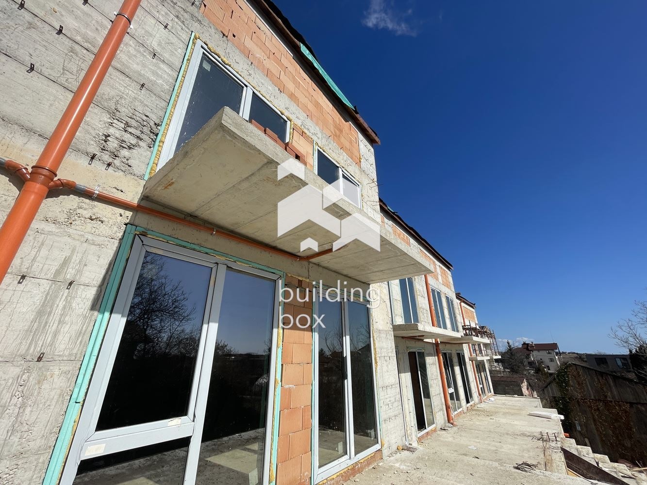 Продава КЪЩА, гр. Варна, м-т Долна Трака