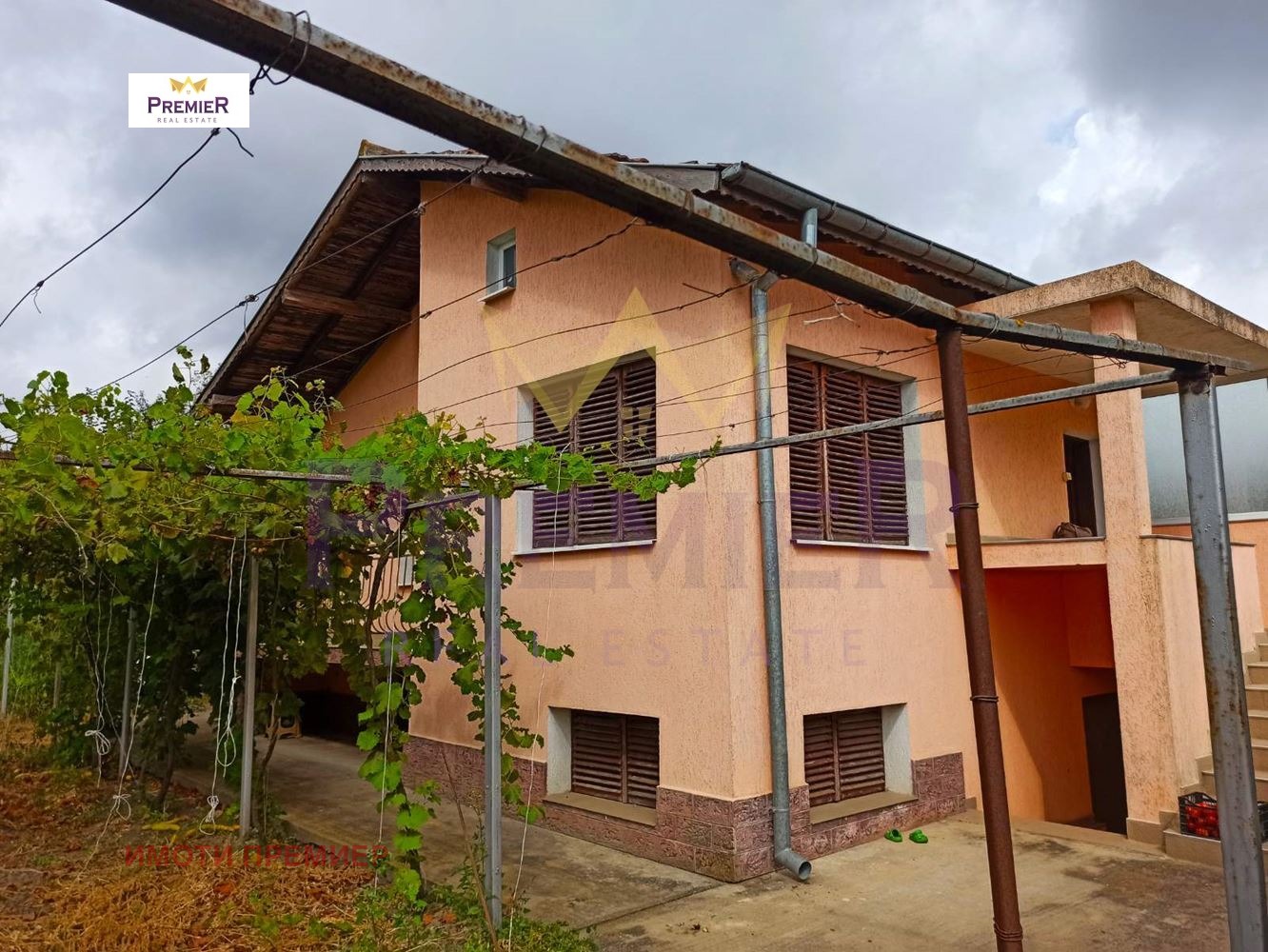 Продава КЪЩА, с. Тутраканци, област Варна