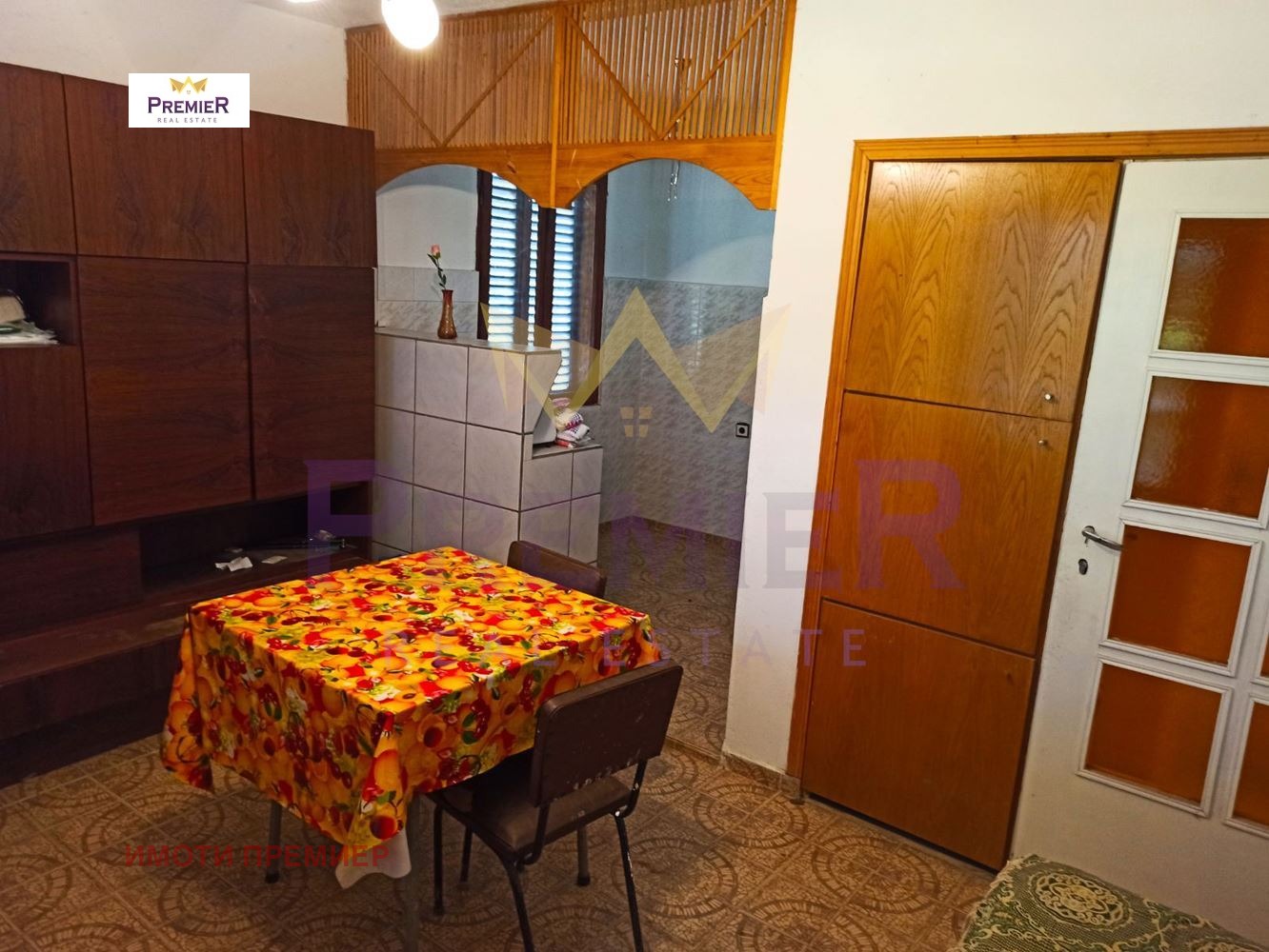 Продава КЪЩА, с. Тутраканци, област Варна, снимка 5 - Къщи - 53872950