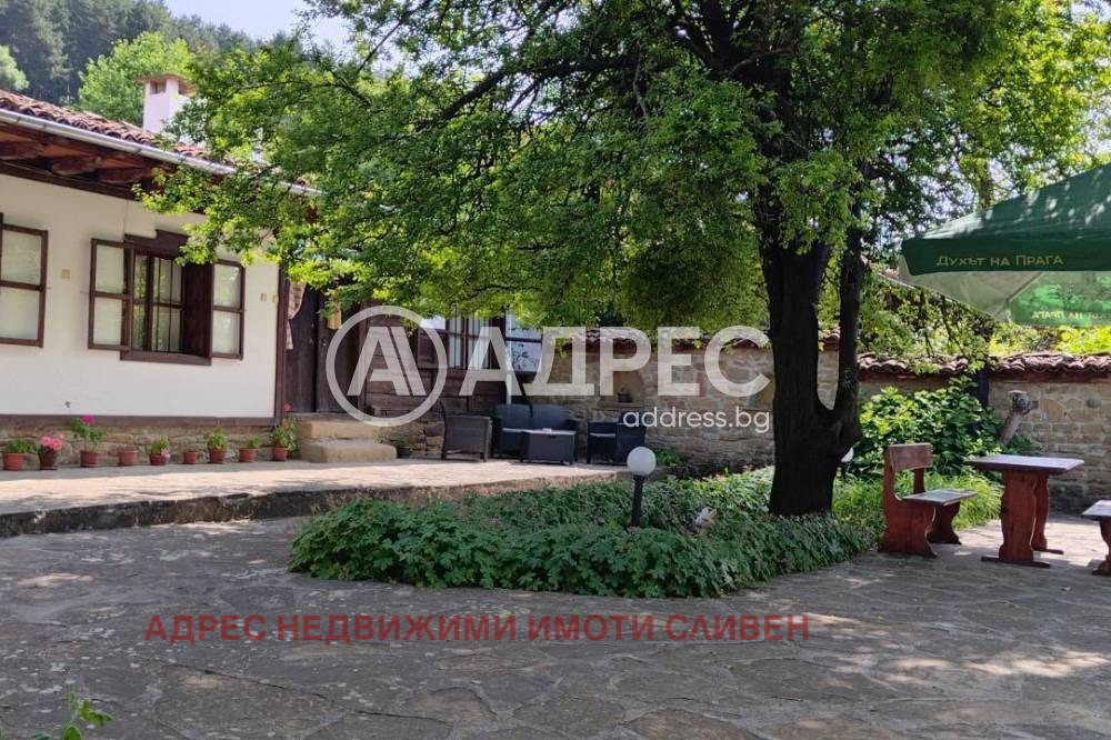 Продава КЪЩА, с. Жеравна, област Сливен, снимка 2 - Къщи - 56461039