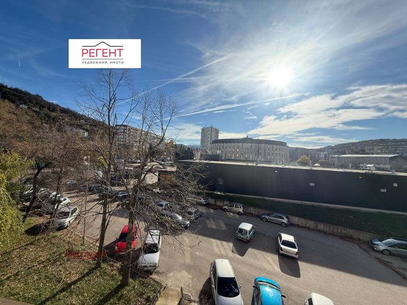 Продава 2-СТАЕН в град Габрово, Център - 59 кв.м / 68 000 € » 132 996.44 лв., РЕГЕНТ