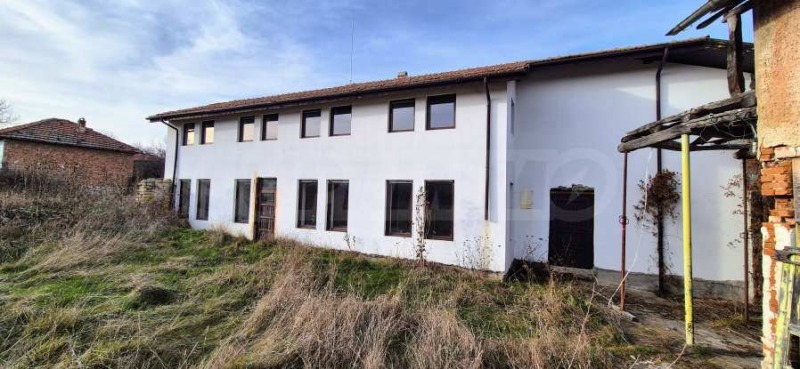 Продава КЪЩА в област Габрово, гр. Севлиево - 436 кв.м / 60 000 € » 117 349.80 лв., СУПРИММО ОФИСИ В СТРАНАТА