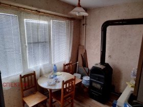 1 bedroom Iztok, Pernik 2