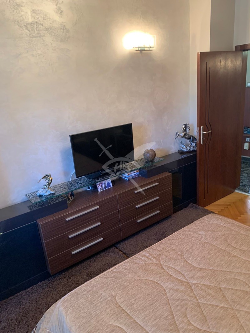 Zu verkaufen  3+ Schlafzimmer Burgas , Zentar , 183 qm | 63622561 - Bild [4]