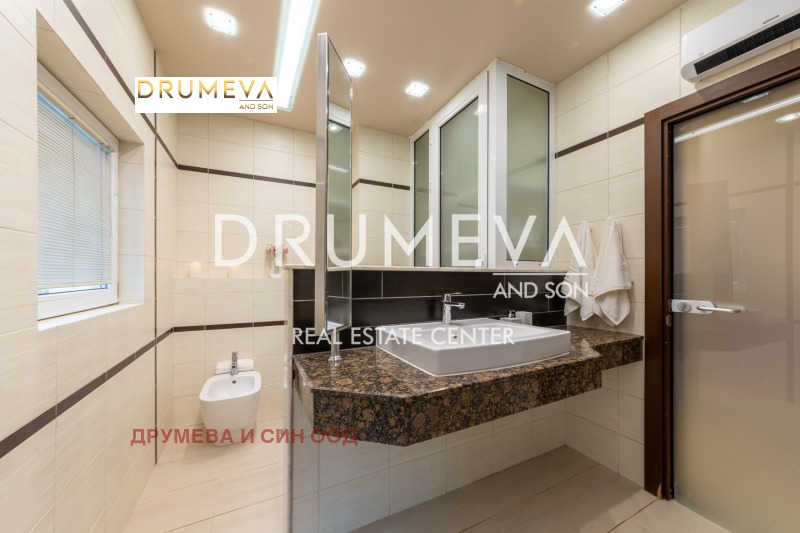 Na prodej  Mezonet Varna , k.k. Sv.Sv. Konstantin i Elena , 174 m2 | 29959017 - obraz [13]