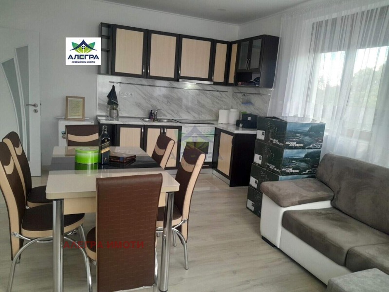 En venta  Casa región Pazardzhik , Radilovo , 240 metros cuadrados | 89170154 - imagen [9]