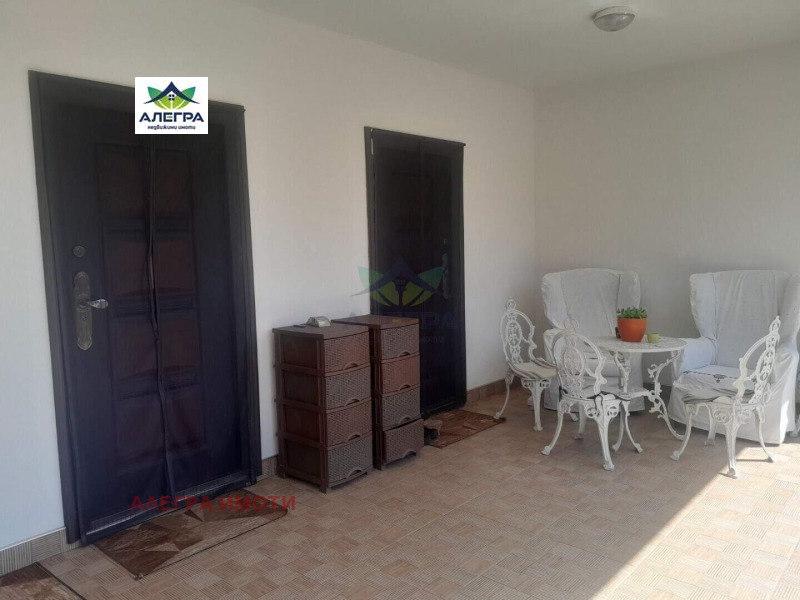 En venta  Casa región Pazardzhik , Radilovo , 240 metros cuadrados | 89170154 - imagen [17]