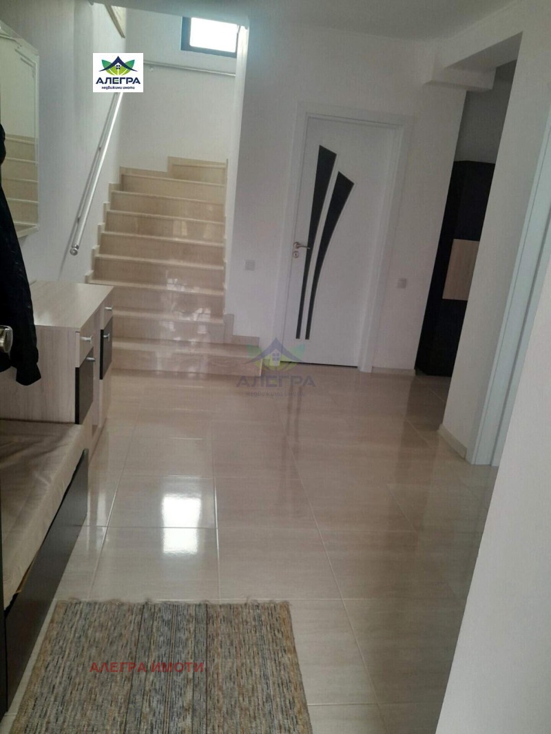 En venta  Casa región Pazardzhik , Radilovo , 240 metros cuadrados | 89170154 - imagen [7]