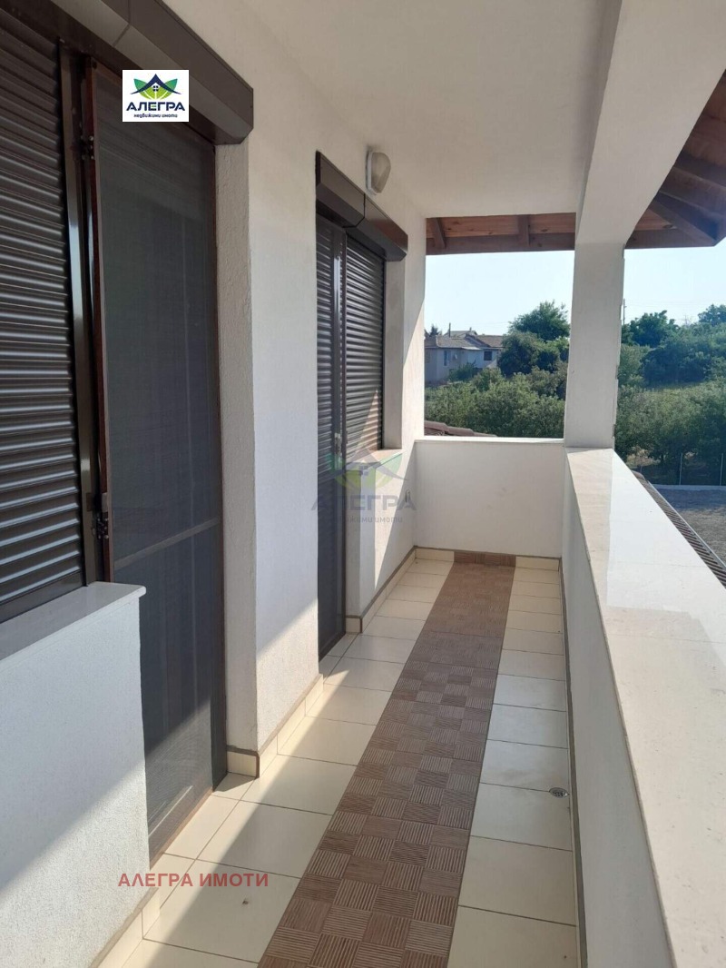 En venta  Casa región Pazardzhik , Radilovo , 240 metros cuadrados | 89170154 - imagen [15]