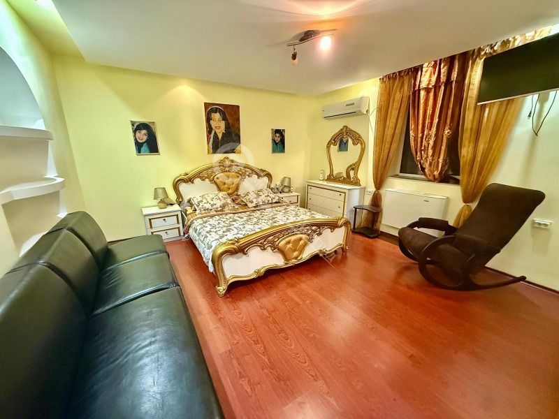 Продава КЪЩА, гр. Тръстеник, област Плевен, снимка 11 - Къщи - 52559858