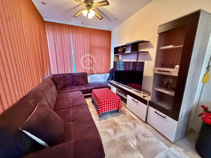 Продава КЪЩА, гр. Тръстеник, област Плевен, снимка 8 - Къщи - 52559858