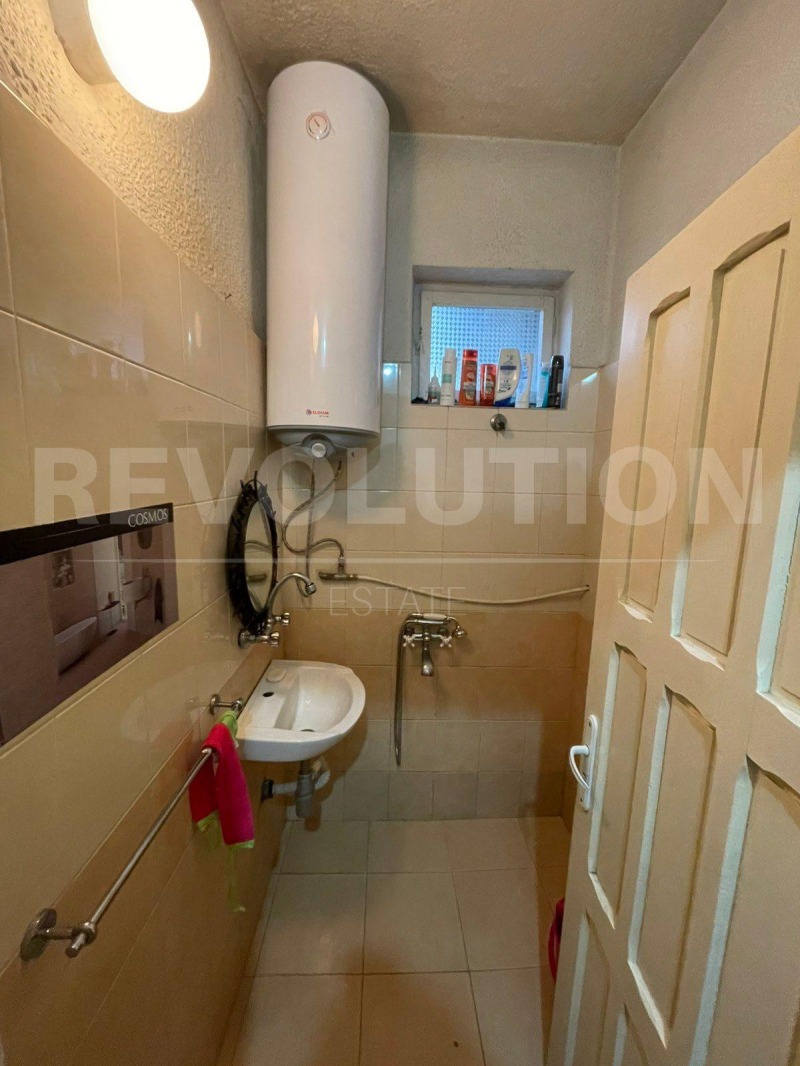 Продава КЪЩА, гр. София, Орландовци, снимка 4 - Къщи - 52692950