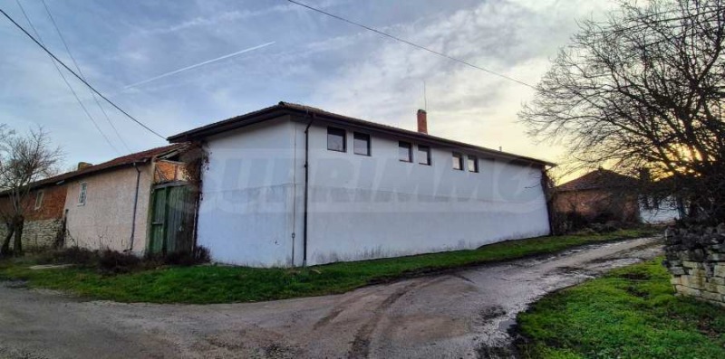 Продава КЪЩА, гр. Севлиево, област Габрово, снимка 10 - Къщи - 52890541