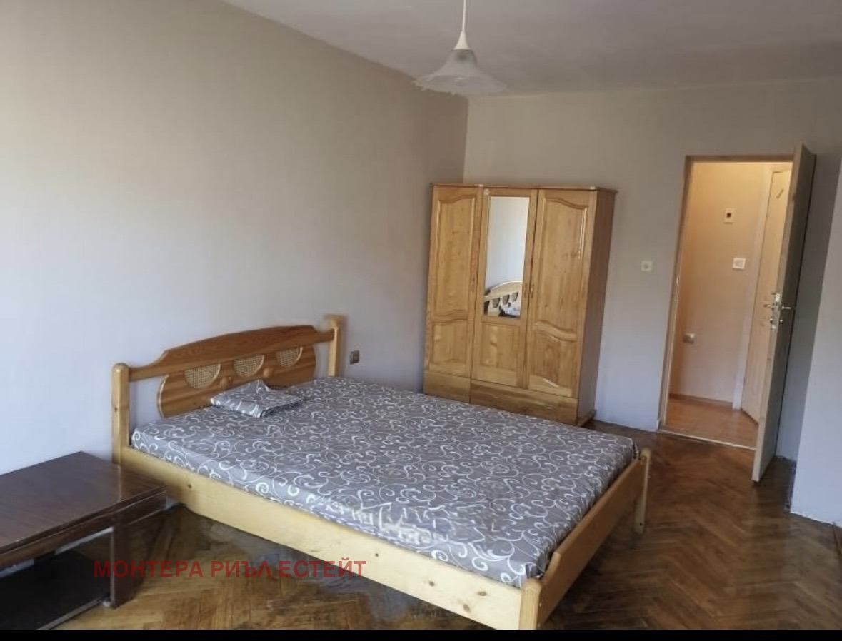 Продава 3-СТАЕН, гр. Варна, Лятно кино Тракия, снимка 3 - Апартаменти - 50046263