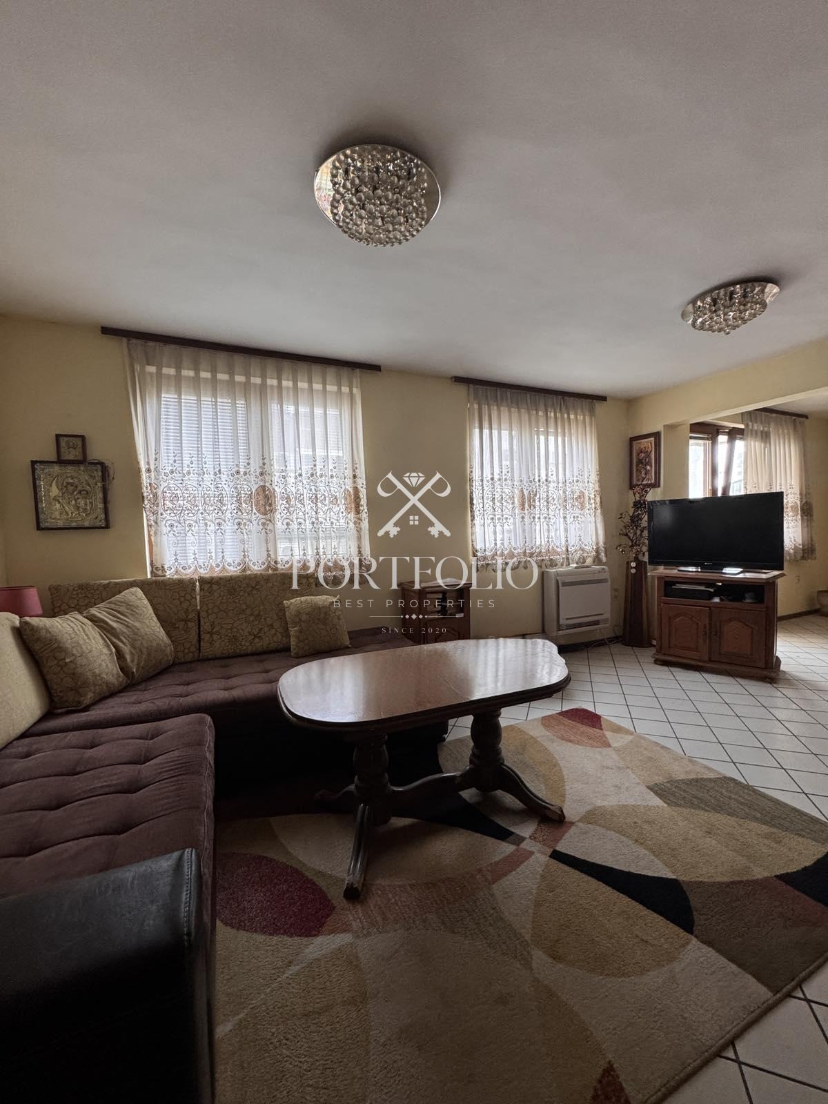 Продава МНОГОСТАЕН, гр. Бургас, Център, снимка 2 - Апартаменти - 56295641