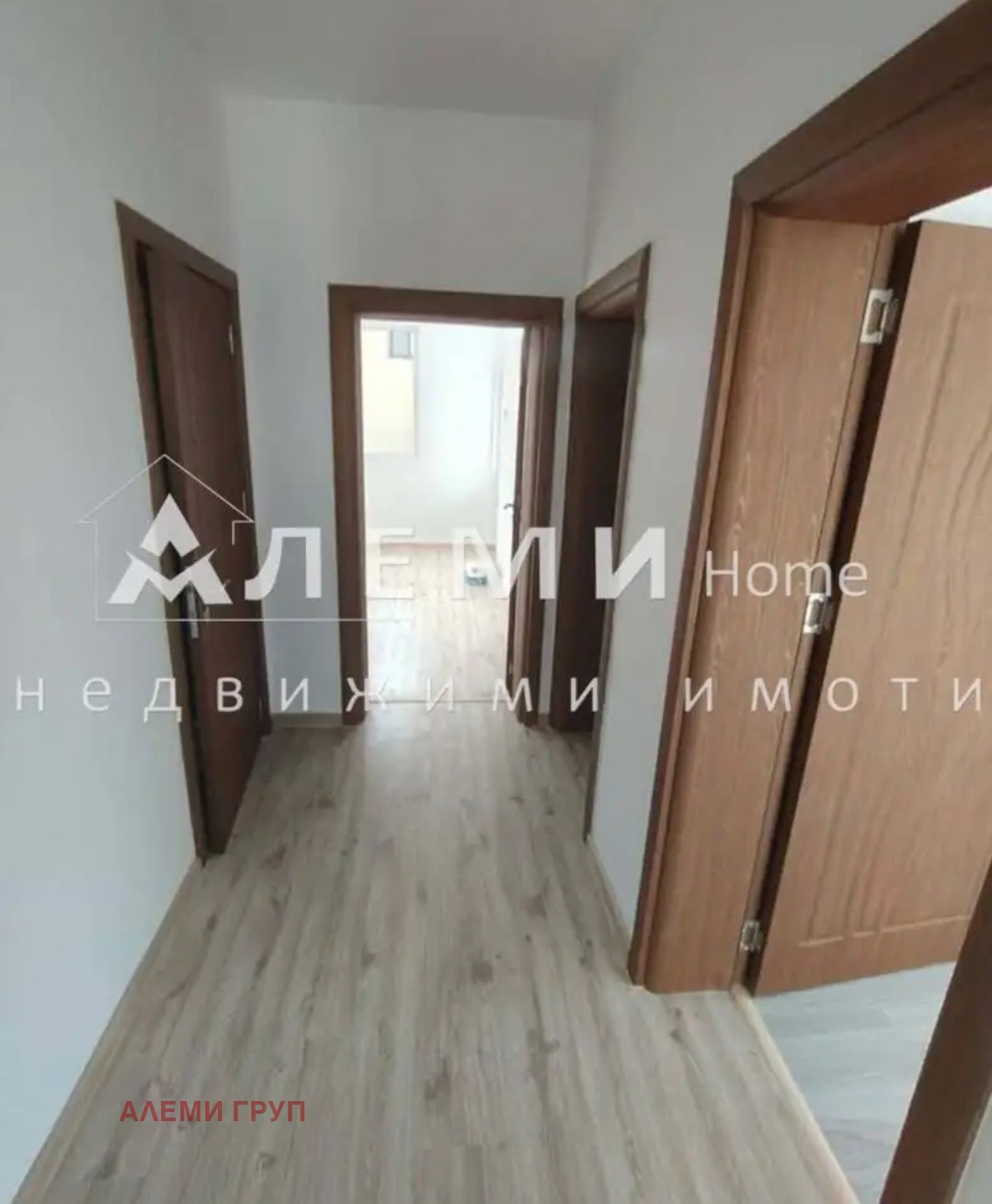 Продава ЕТАЖ ОТ КЪЩА, гр. Варна, Галата, снимка 2 - Етаж от къща - 54065061