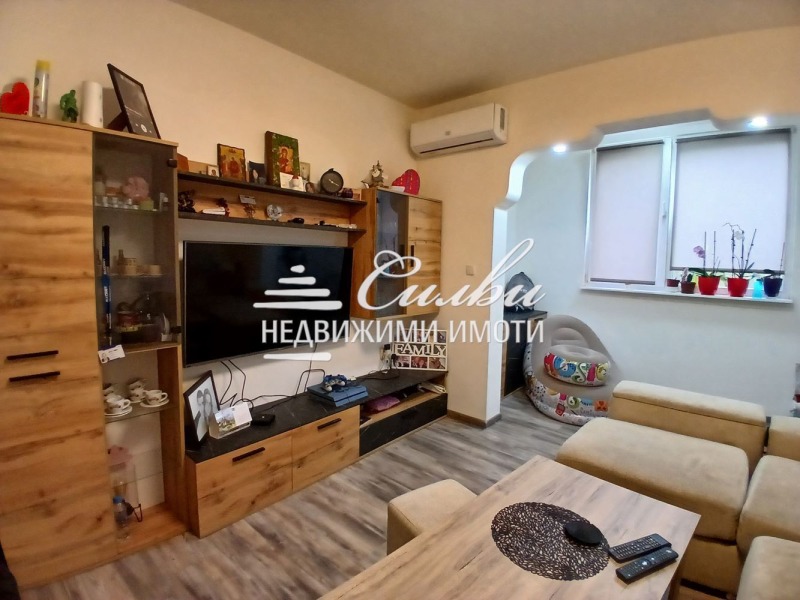 Продава 4-СТАЕН в град Шумен, Тракия - 110 кв.м / 143 000 € » 279 683.69 лв., НЕДВИЖИМИ ИМОТИ СИЛВИ