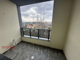 1 chambre Hristo Smirnenski, Plovdiv 5