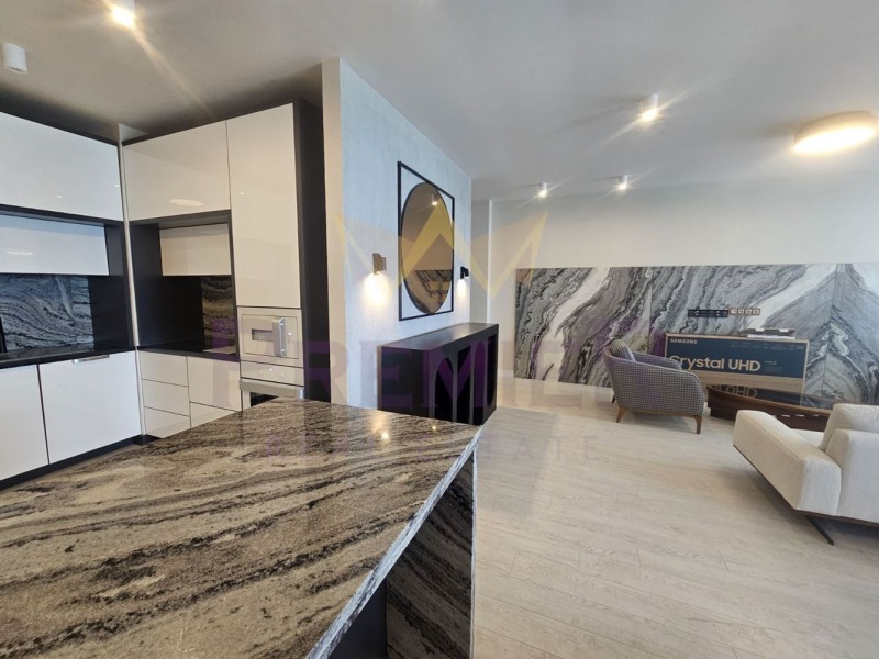 Продава 3-СТАЕН, град Варна, к.к. Слънчев ден • 645863 € • 60030125 — Holmes.bg