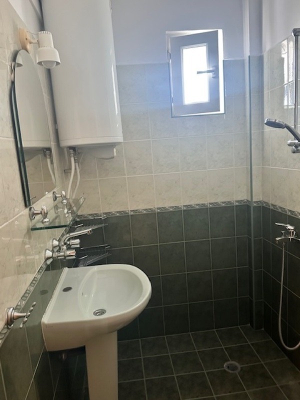 Продава 3-СТАЕН, гр. Велико Търново, Център, снимка 9 - Апартаменти - 53832409