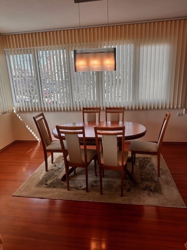 Продава 3-СТАЕН, гр. Велико Търново, Център