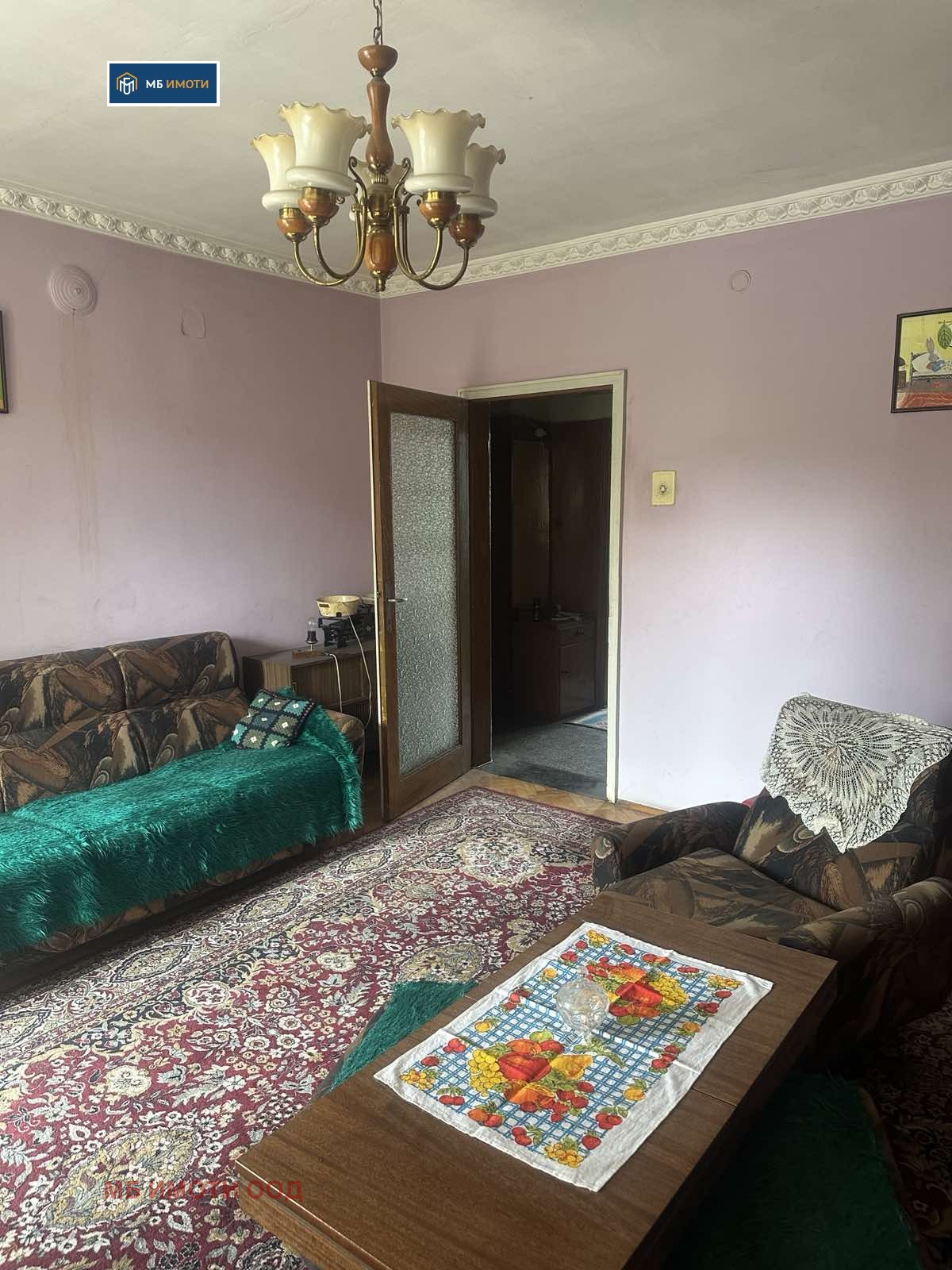 Продава 3-СТАЕН, гр. Плевен, 9-ти квартал, снимка 2 - Апартаменти - 53314611