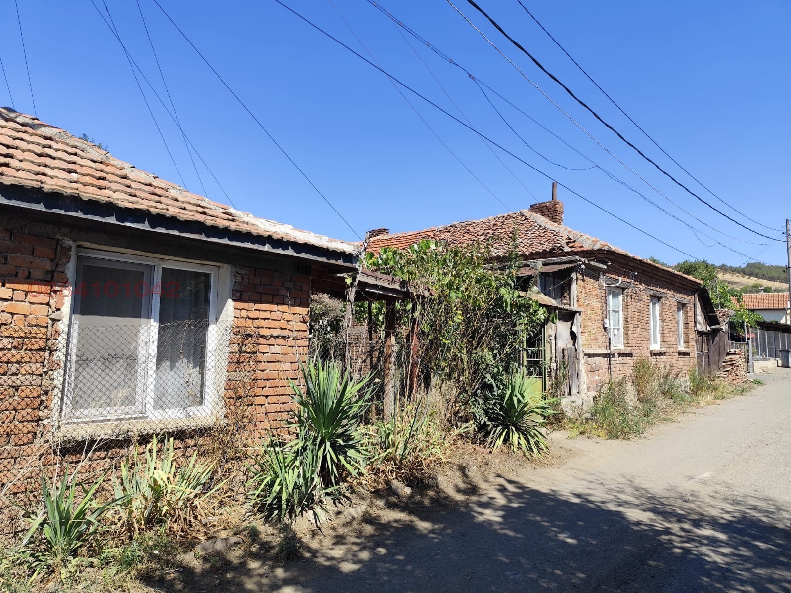 Продава КЪЩА, гр. Айтос, област Бургас, снимка 2 - Къщи - 54191387