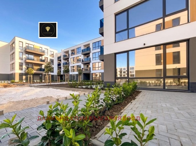 Продава 2-СТАЕН, гр. Пловдив, Остромила, снимка 2 - Апартаменти - 50684237