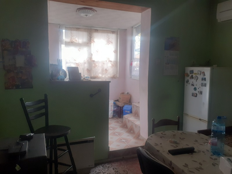 Продава  3-стаен град София , Левски , 130 кв.м | 35700785 - изображение [8]